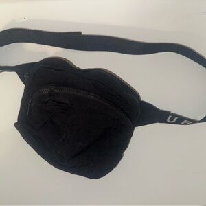 BAGGU Black Belt Bag